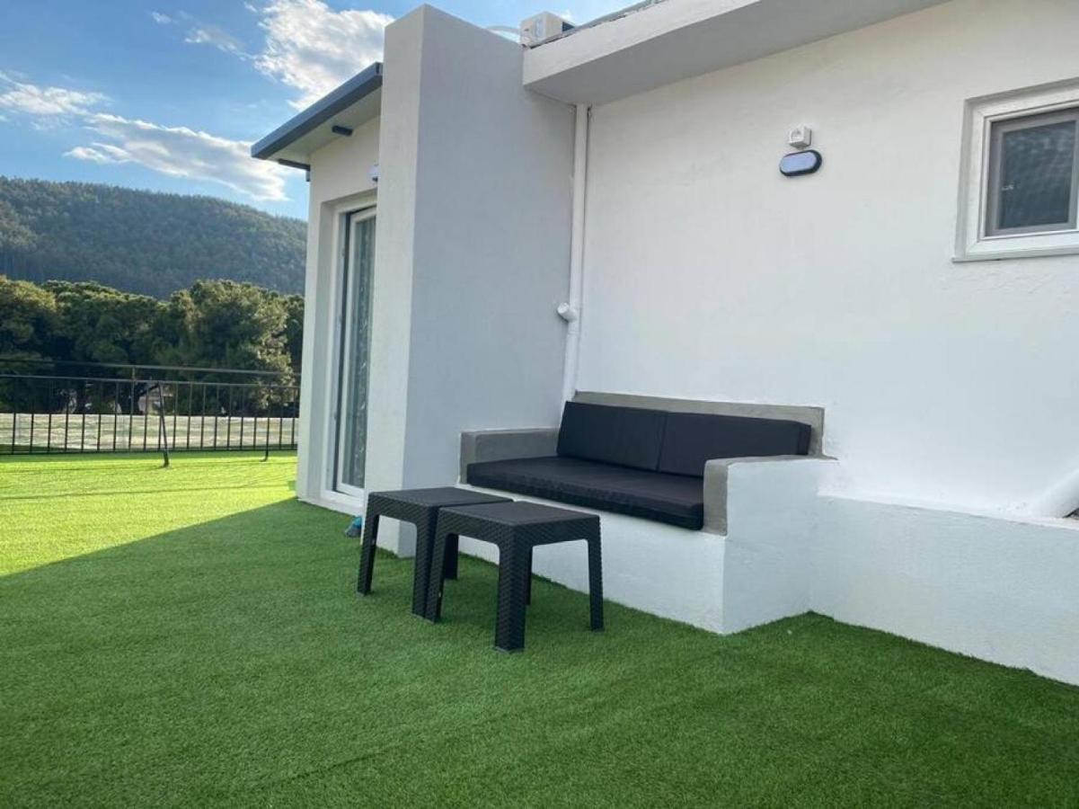 Rooftop Apartment With Garden In Ioannina Ngoại thất bức ảnh